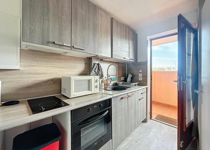 Bord De Boulouris A Raphael Apartamento *